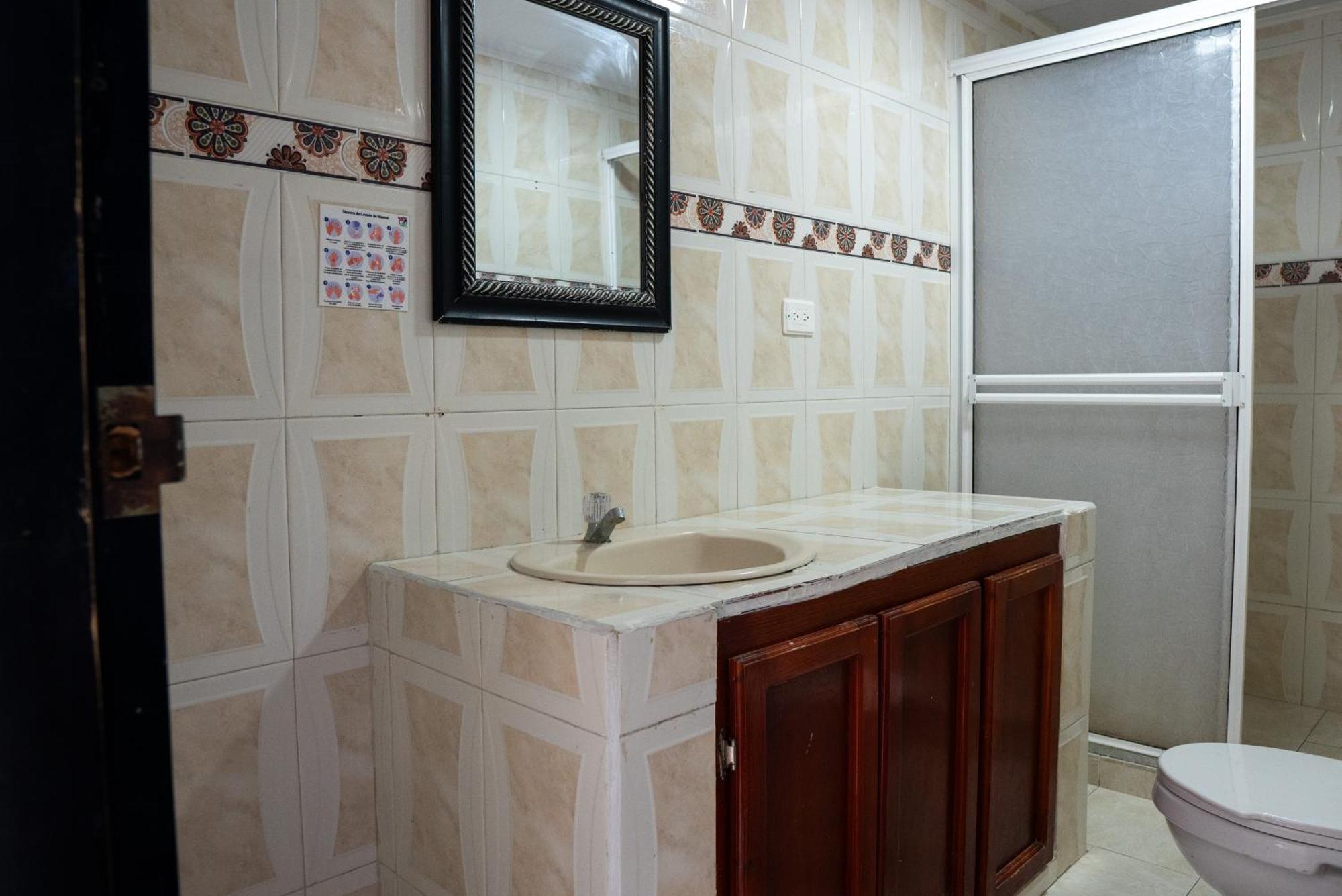 Rocky Cay Guest house